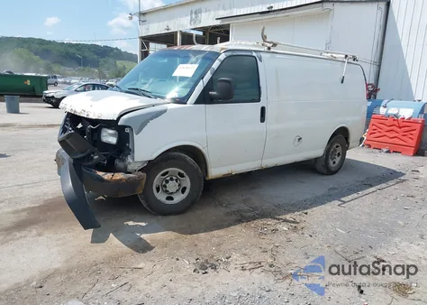 2007 Chevrolet Express Work Van из США, поврежденный, VIN 1GCGG25V371218321